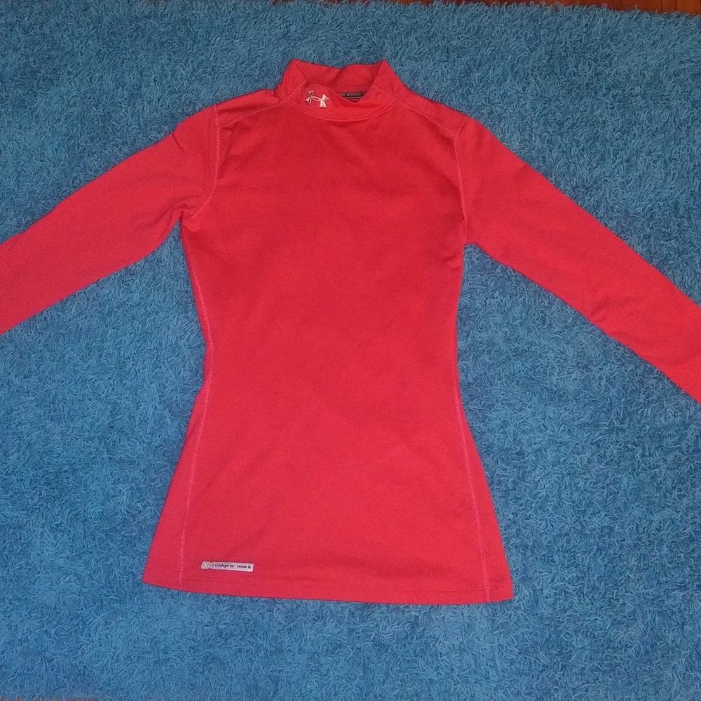 women's Under Armour cold gear fitted shirt.